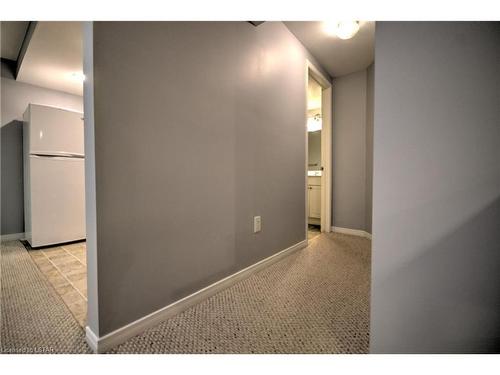 673 Woodcrest Boulevard, London, ON - Indoor Photo Showing Other Room