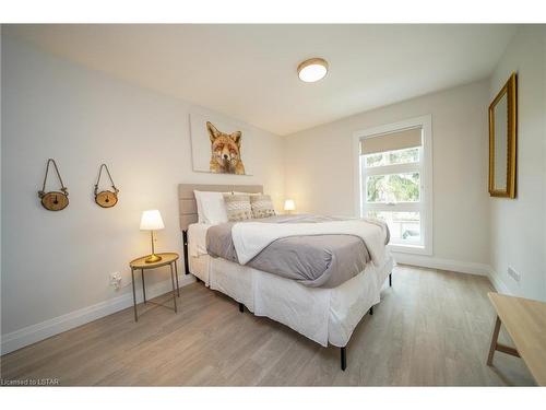 12 Warwick Avenue, Grand Bend, ON - Indoor Photo Showing Bedroom