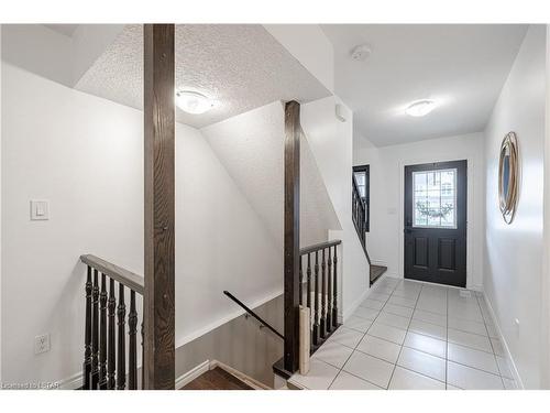 858 Silverfox Crescent, London, ON - Indoor Photo Showing Other Room