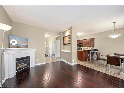 2107 Beaverbrook Avenue, London, ON - Indoor Photo Showing Living Room With Fireplace
