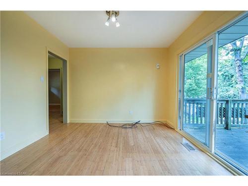 391 Lynden Crescent, London, ON - Indoor Photo Showing Other Room