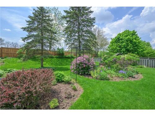 3947 Stacey Crescent, London, ON - Outdoor With Backyard