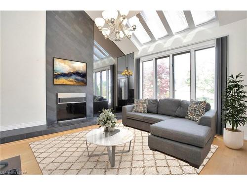 2 Deer Valley Crescent, London, ON - Indoor Photo Showing Living Room With Fireplace