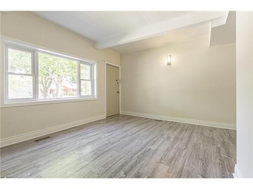 379 Central Avenue, London, ON - Indoor Photo Showing Other Room