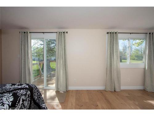 131 Sunningdale Place, Grand Bend, ON - Indoor Photo Showing Bedroom
