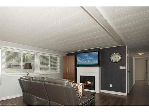 131 Sunningdale Place, Grand Bend, ON - Indoor With Fireplace