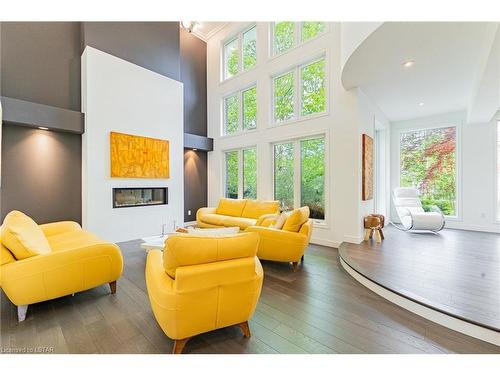 99 Fitzwilliam Boulevard, London, ON - Indoor Photo Showing Living Room