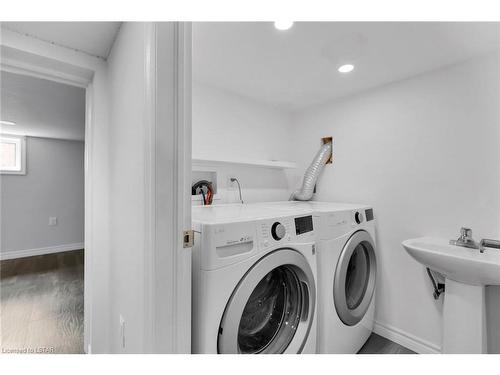 1249 Florence Street, London, ON - Indoor Photo Showing Laundry Room
