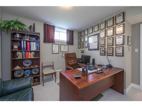 193-3278 Colonel Talbot Road, London, ON - Indoor Photo Showing Office