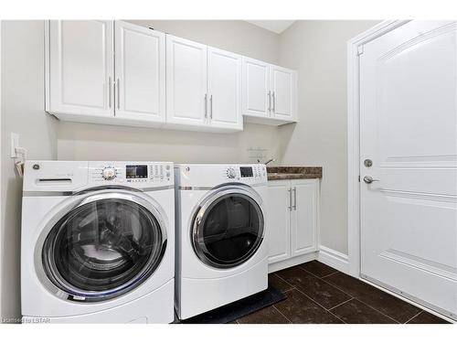 968 Medway Park Drive, London, ON - Indoor Photo Showing Laundry Room