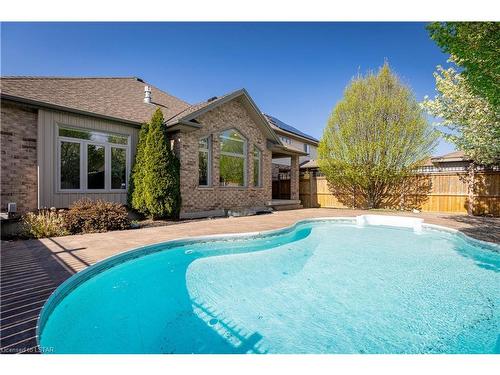 968 Medway Park Drive, London, ON - Outdoor With In Ground Pool