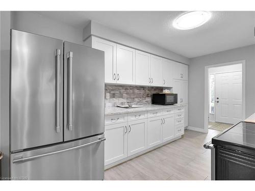 501 Base Line Road E, London, ON - Indoor Photo Showing Kitchen