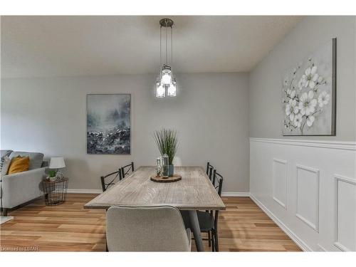 76 Speight Crescent, London, ON - Indoor Photo Showing Dining Room