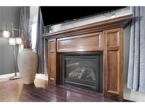 717 Killarney Road, London, ON - Indoor Photo Showing Living Room With Fireplace