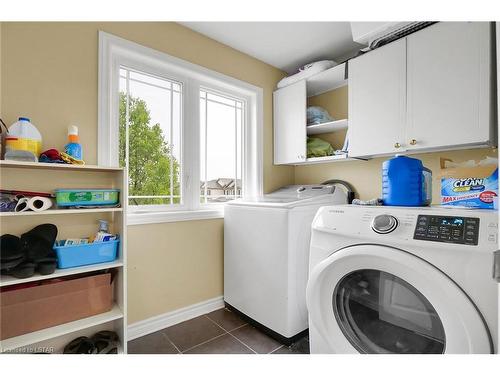 717 Killarney Road, London, ON - Indoor Photo Showing Laundry Room
