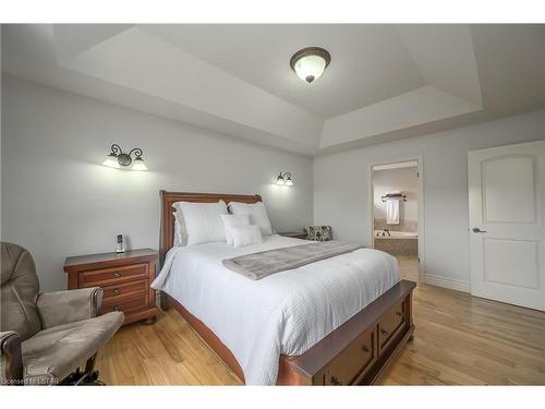 406 Whisker Street, London, ON - Indoor Photo Showing Bedroom