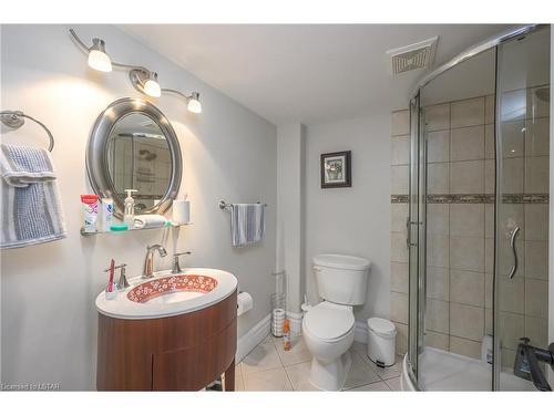 406 Whisker Street, London, ON - Indoor Photo Showing Bathroom
