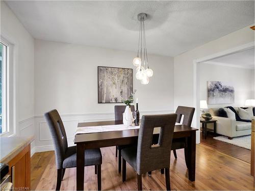 22 Alayne Crescent, London, ON - Indoor Photo Showing Dining Room