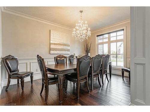 3553 Settlement Trail, London, ON - Indoor Photo Showing Dining Room