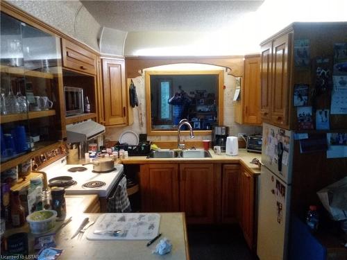 354451 Hwy 624, Englehart, ON - Indoor Photo Showing Kitchen With Double Sink