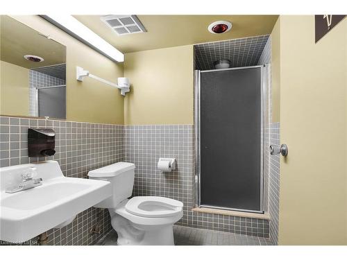 512-1510 Richmond Street, London, ON - Indoor Photo Showing Bathroom