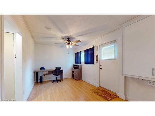 25 Cottonwood Crescent, London, ON - Indoor Photo Showing Other Room