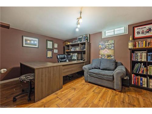66 Colonial Crescent, London, ON - Indoor