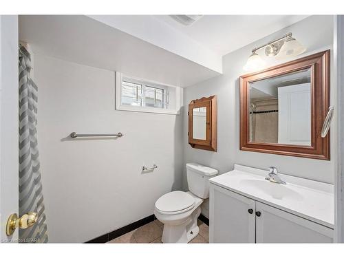 1090 Richmond Street, London, ON - Indoor Photo Showing Bathroom
