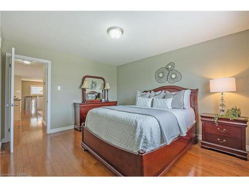 1876 Father Dalton Avenue, London, ON - Indoor Photo Showing Bedroom