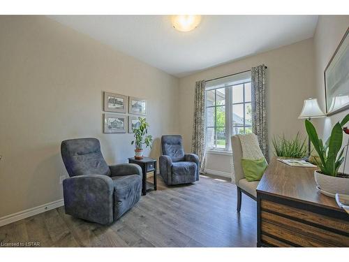 23-234 Peach Tree Boulevard, St. Thomas, ON - Indoor Photo Showing Other Room
