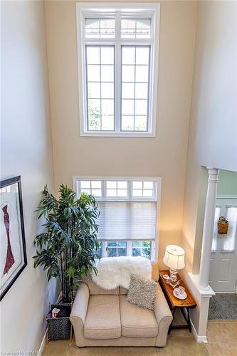 4-499 Teeple Terrace, London, ON - Indoor Photo Showing Living Room