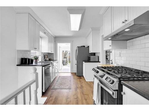 123 Sterling Street, London, ON - Indoor Photo Showing Kitchen With Stainless Steel Kitchen With Upgraded Kitchen