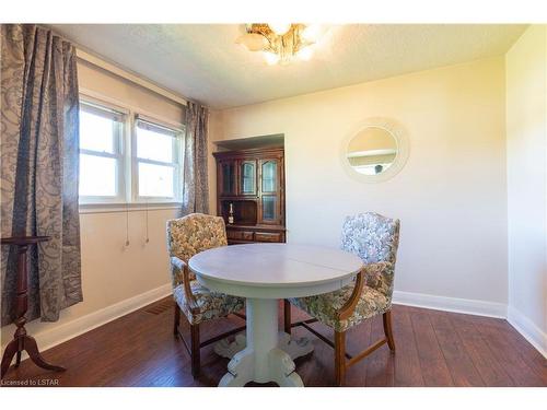 42 Cronyn Crescent, London, ON - Indoor Photo Showing Dining Room