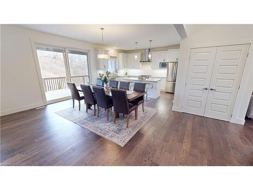 1345 Dyer Crescent, London, ON - Indoor Photo Showing Dining Room