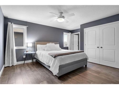 27 Glenwood Street, St. Thomas, ON - Indoor Photo Showing Bedroom