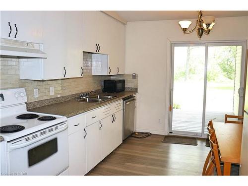 53 Victoria Street N, Aylmer, ON - Indoor Photo Showing Kitchen With Double Sink