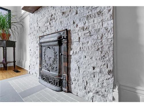 86 Kains Street, St. Thomas, ON - Indoor Photo Showing Other Room With Fireplace