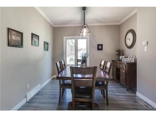 795 Nadine Avenue, London, ON - Indoor Photo Showing Dining Room