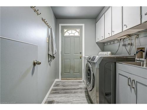 62 Greenbrier Crescent, London, ON - Indoor Photo Showing Laundry Room