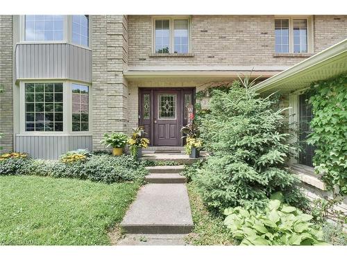 19 Ski Valley Crescent, London, ON - Outdoor
