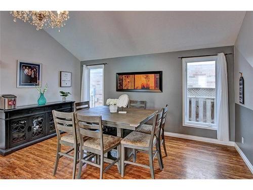 69 Rossmore Court, London, ON - Indoor Photo Showing Dining Room
