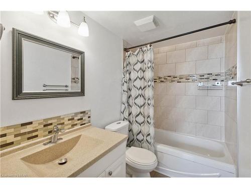 1202-155 Kent Street, London, ON - Indoor Photo Showing Bathroom