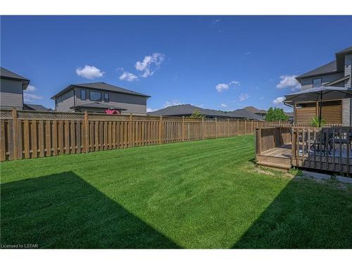 47-1061 Eagletrace Drive Drive, London, ON - Outdoor With Backyard