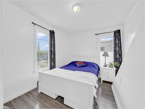 2645-2643 Whelpton Street, Windsor, ON - Indoor Photo Showing Bedroom