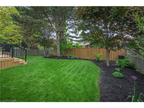 10 Mountainview Crescent, London, ON - Outdoor With Backyard