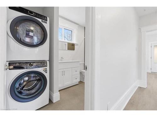 43 Queen Street, St. Thomas, ON - Indoor Photo Showing Laundry Room