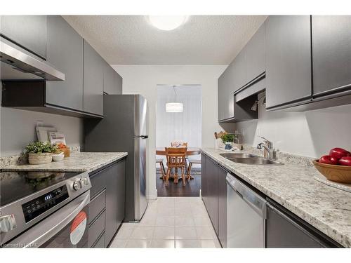 1612-45 Pond Mills Road, London, ON - Indoor Photo Showing Kitchen With Double Sink