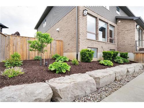 2430 Brayford Crescent, London, ON - Outdoor With View