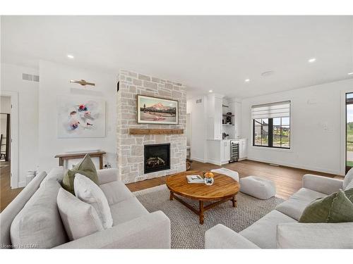 2177 Linkway Boulevard, London, ON - Indoor Photo Showing Living Room With Fireplace