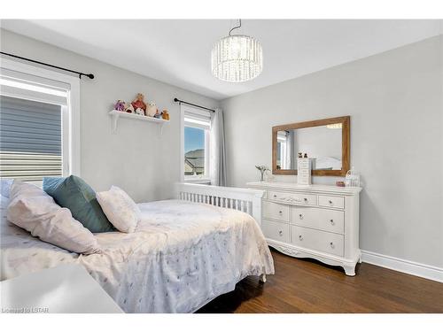 6685 Crown Grant Road Road, London, ON - Indoor Photo Showing Bedroom